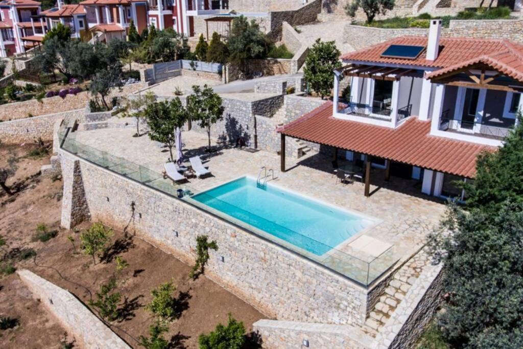 Apollo Romantic Sea View Villa *