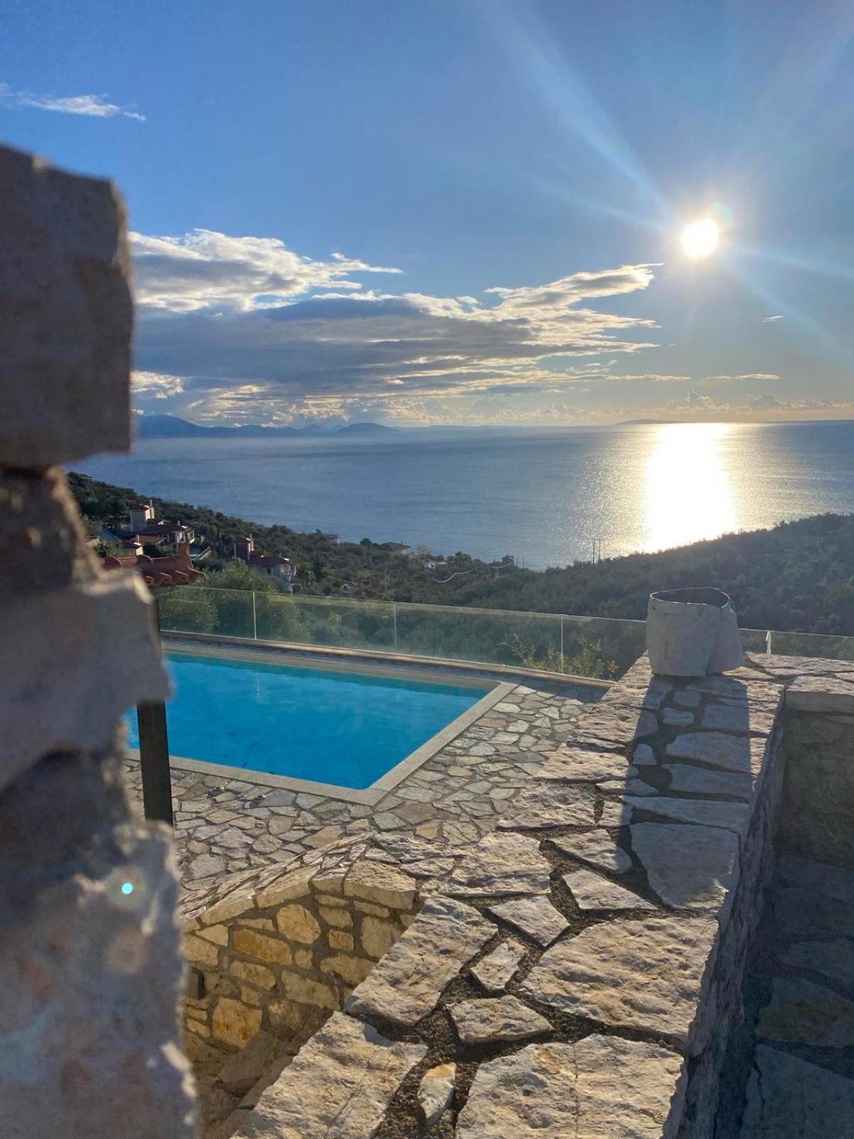 Apollo Romantic Sea View